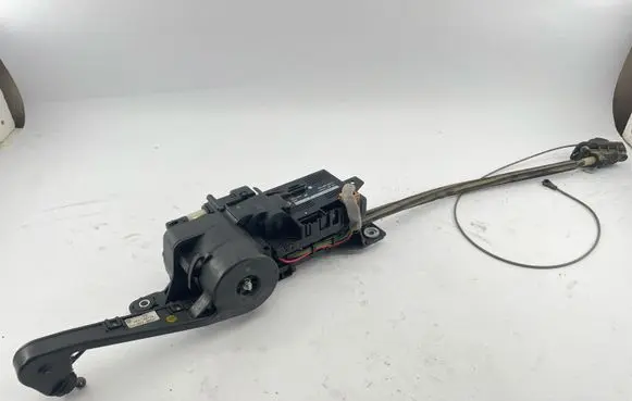 Seat Alhambra (Mk2) Sliding door latching motor 7N0959244A