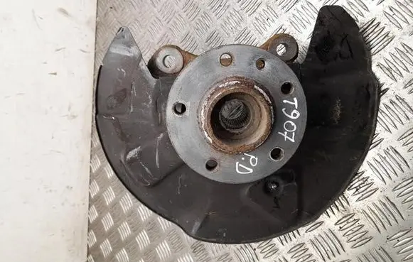 Volkswagen Transporter - Caravelle T6 Front wheel hub 