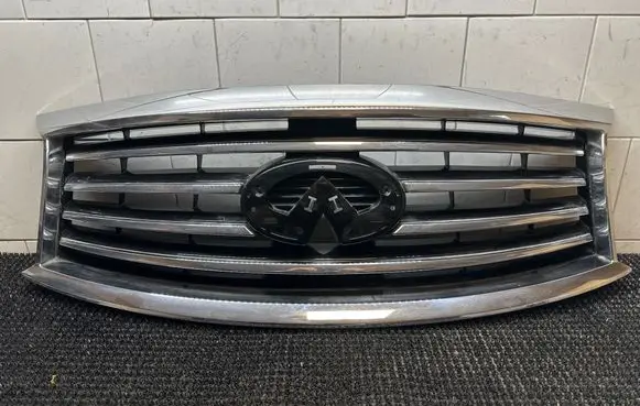 Infiniti QX60 L50 Front bumper upper radiator grill 623103JA0B
