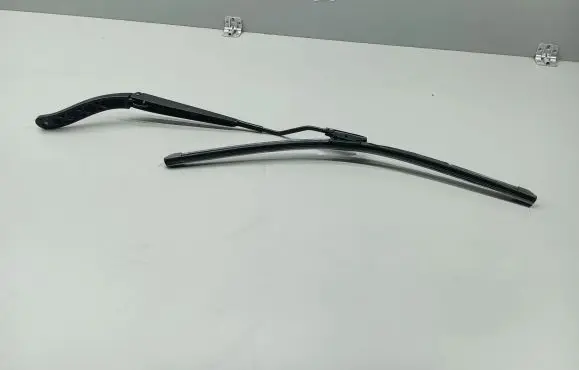 Renault Megane I Front wiper blade arm 288819391R
