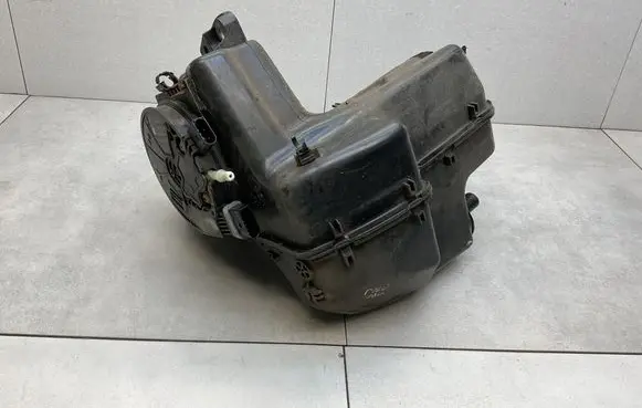 Volkswagen Polo VI AdBlue liquid reservoir 5Q0131969E