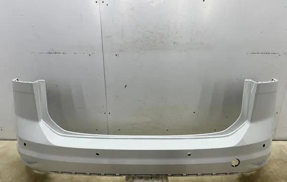 Volkswagen Touran III Rear bumper 5TA807421A