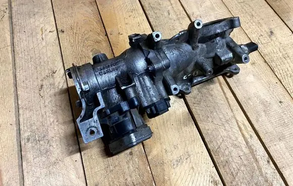 Mercedes-Benz E W211 EGR valve 109315 00005320C2