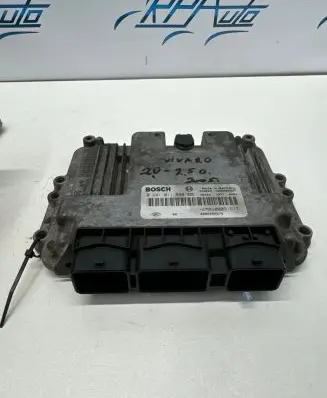 Renault Trafic II (X83) Engine control unit/module 0281011890 1039S06027 8200402578
