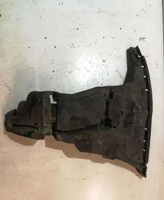 Volvo V70 Front bumper mounting bracket 08693181