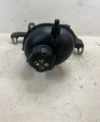 BMW X5 G05 Intake resonator 8663502 5610661