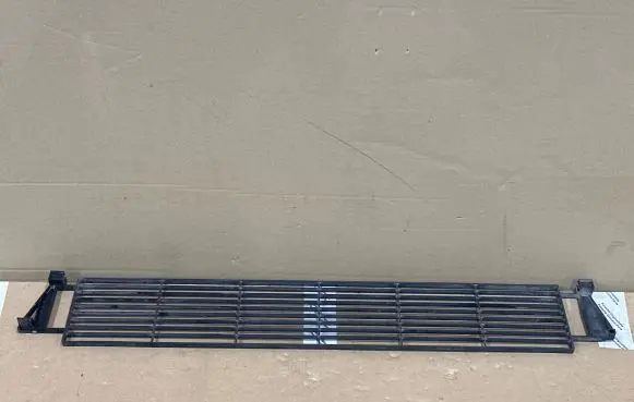 Porsche Macan (95B) ACC Distronic radar sensor grill/trim 95B820746A