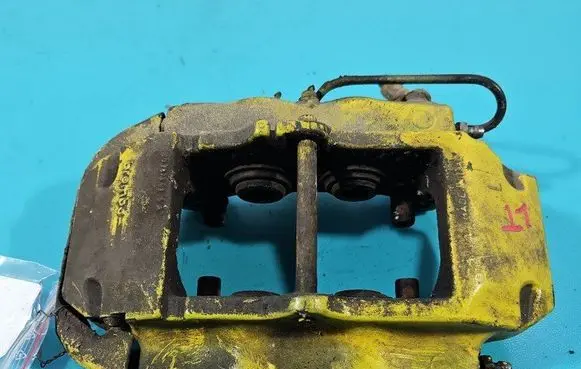 Rear brake caliper