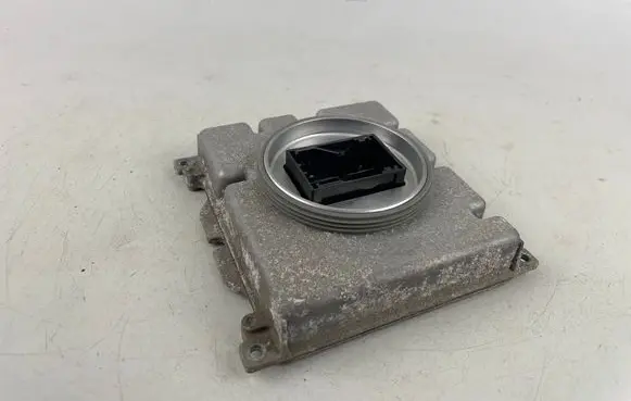 Volkswagen Tiguan Headlight ballast module Xenon 7PP941572AB 7PP941572A