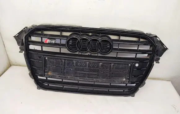 Audi A4 S4 B8 8K Front bumper upper radiator grill 8K0853651J 8K0807233G