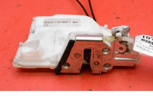Suzuki SX4 Front door lock 8220161MA0