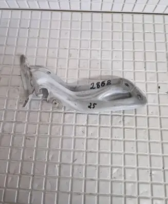 Renault Talisman Fender mounting bracket