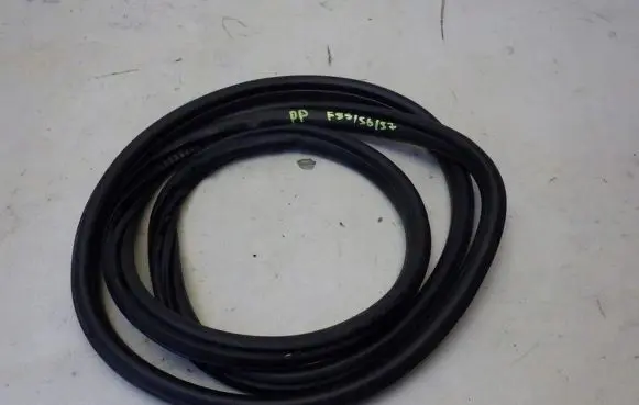 Mini One - Cooper F56 F55 Front door rubber seal