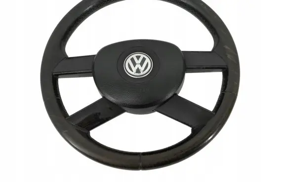 Volkswagen Touran I Steering wheel