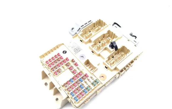 Hyundai Kona II Fuse module 91960HF110