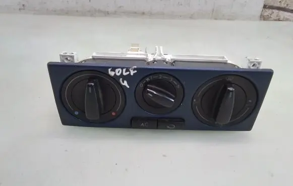 Volkswagen Golf IV Climate control unit