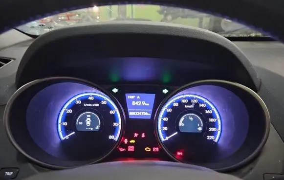Hyundai ix35 Speedometer (instrument cluster) 94007-2Y091 IMPRK1412192