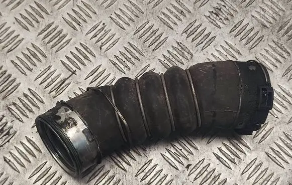BMW X5 E70 Intercooler hose/pipe 11617807985