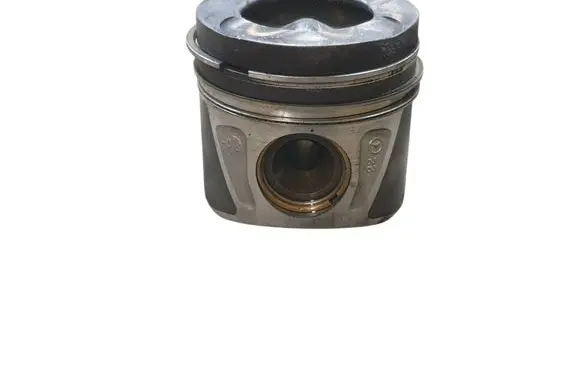 Mercedes-Benz GLC C253 Piston 8349F