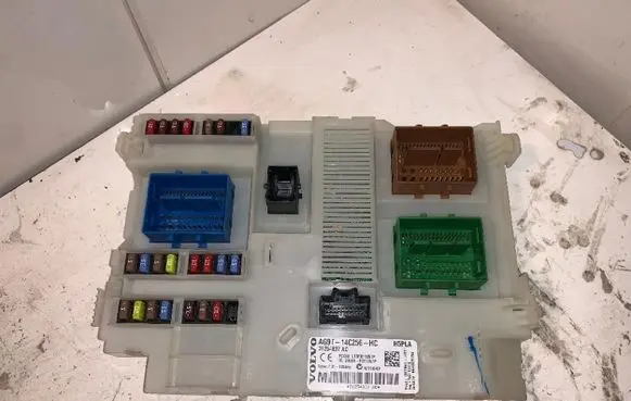 Volvo XC60 Fuse box set 31254837 A19712
