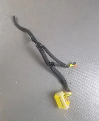 Peugeot 208 II Rear door wiring loom 