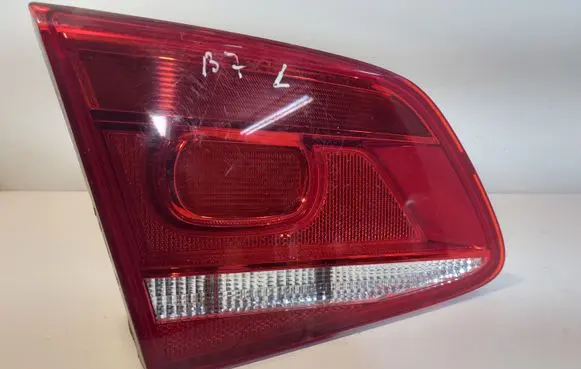 Volkswagen PASSAT B7 Tailgate rear/tail lights 3AE945093K