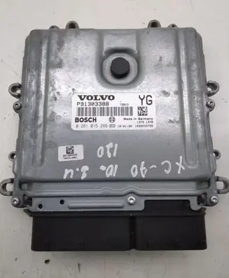 Volvo XC70 Engine control unit/module P31303388 0281015286