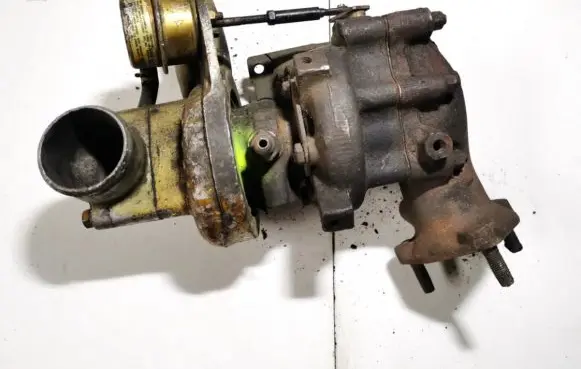 Nissan Terrano Turbo 4520471S
