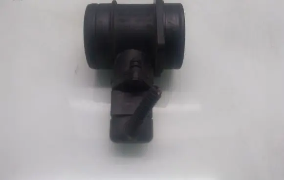 Audi A4 S4 B6 8E 8H Mass air flow meter 0281002531