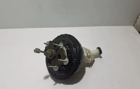 Renault Arkana Brake booster 472104802R