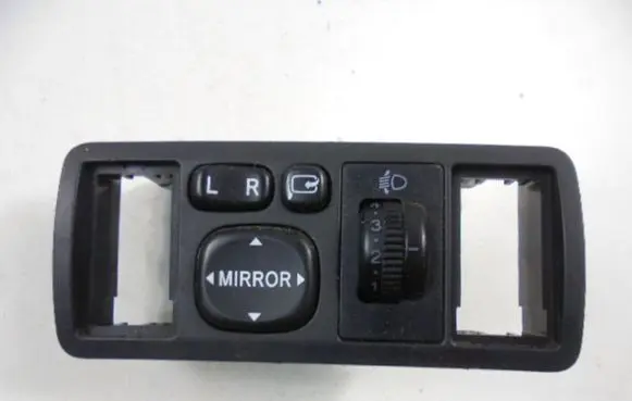 Toyota Avensis Verso Wing mirror switch 183575