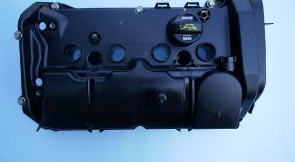 BMW 1 F20 F21 Rocker cam cover 7601863