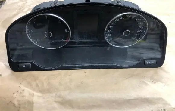 Volkswagen Transporter - Caravelle T5 Speedometer (instrument cluster) A2C53248581