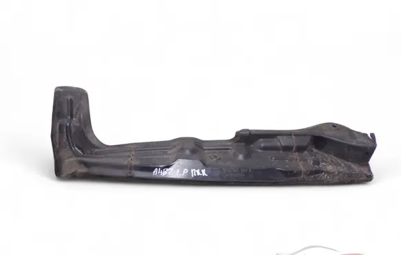 Audi A4 S4 B7 8E 8H Fender end trim 8E0821112A