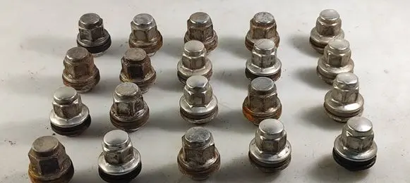 Lexus IS 220D-250-350 Nuts/bolts 