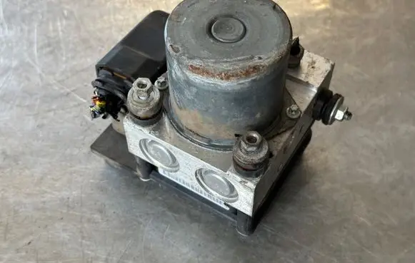Peugeot 3008 I ABS Pump 9674677580