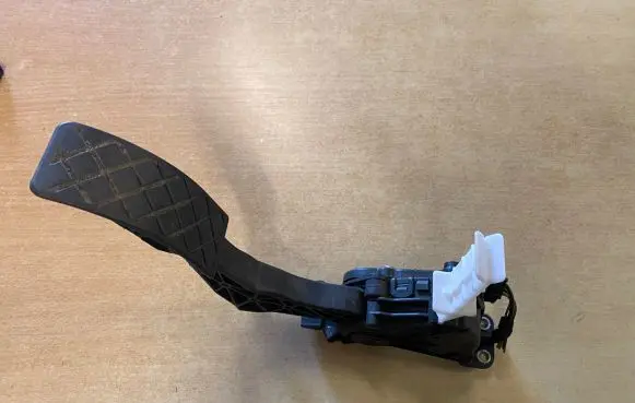 Audi A3 S3 8P Accelerator throttle pedal 6Q1721503C 6PV00849601
