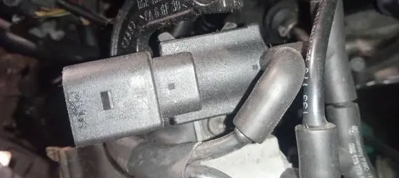 Audi A7 S7 4G Turbo solenoid valve 037906283C 7.22880.06