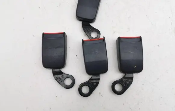 Renault Espace III Rear seatbelt buckle