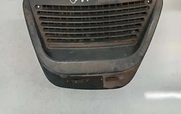Alfa Romeo 156 Dash center air vent grill