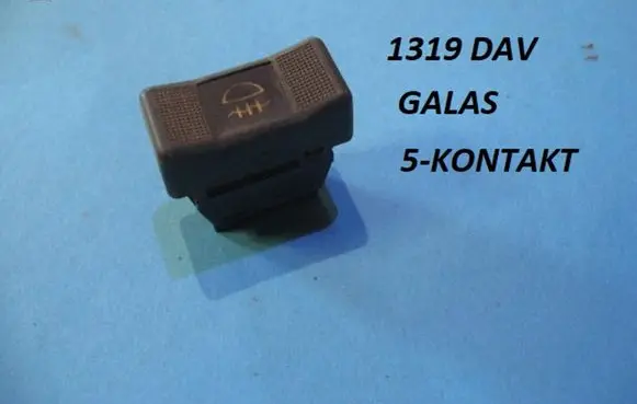 Fog light switch
