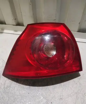 Volkswagen Golf V Rear/tail lights 1K6945095AC 89031704