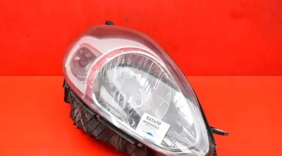 Fiat Punto (199) Headlight/headlamp 20-C261