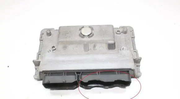 Skoda Fabia Mk2 (5J) Engine control unit/module 03E906019AE 03E906019C