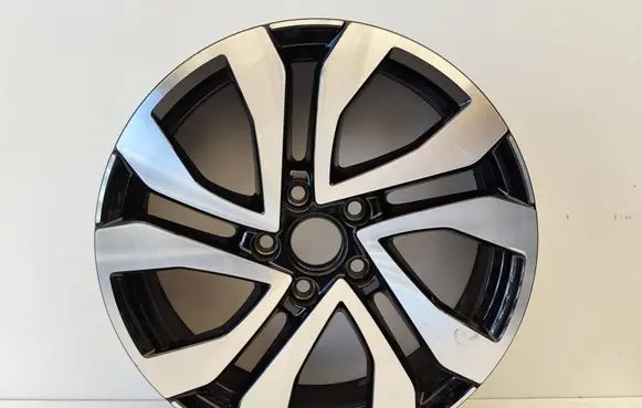 Volkswagen Tiguan R17 alloy rim 5NA601025AL