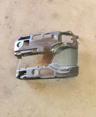 BMW 5 G30 G31 G38 Front bumper mounting bracket 9498601 15067010