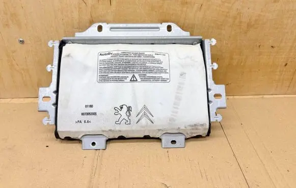 Peugeot 308 Passenger airbag 9681466680