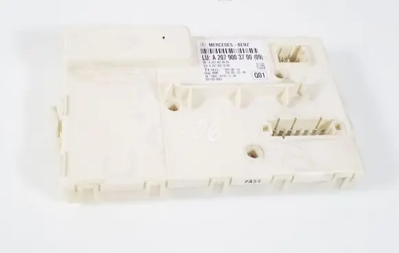 Mercedes-Benz E C207 W207 Window control relay A2079003700