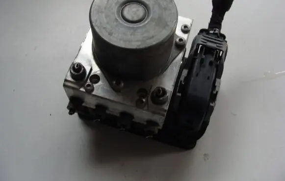 Fiat 500L ABS Pump