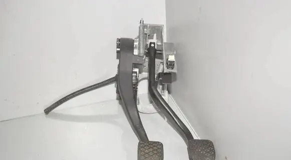 BMW 3 F30 F35 F31 Pedal assembly 6860643 35006860643 6876793